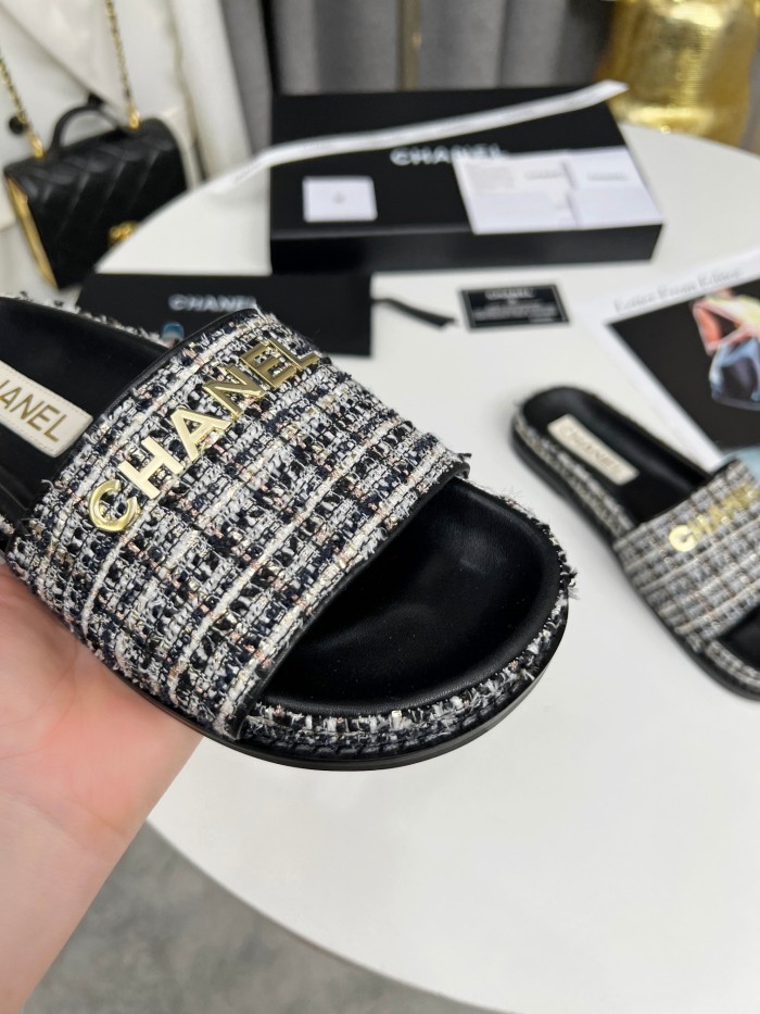 Chanel shoes 023 XM081