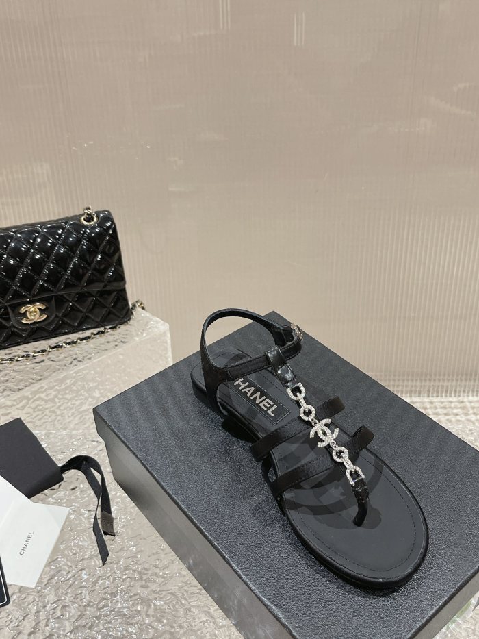 Chanel shoes 024 XM072