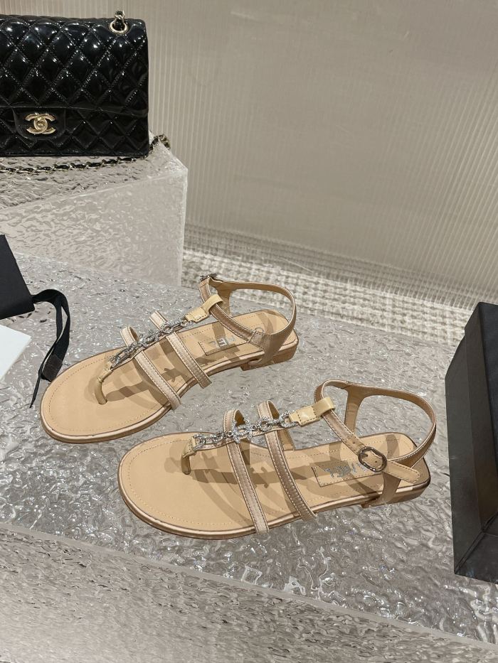 Chanel shoes 024 XM072