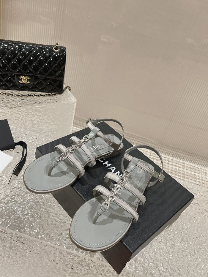 Chanel shoes 024 XM072