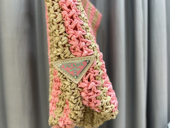 Prada 392 Pink LM051 40cm