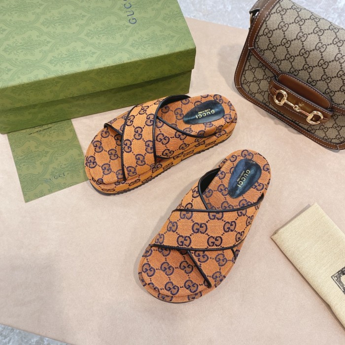 Gucci shoes 025 XM012