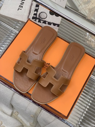 Hermes shoes 018 XM082 02