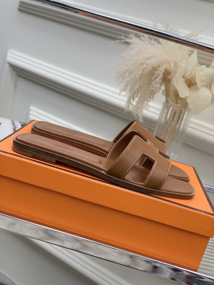 Hermes shoes 018 XM082 02