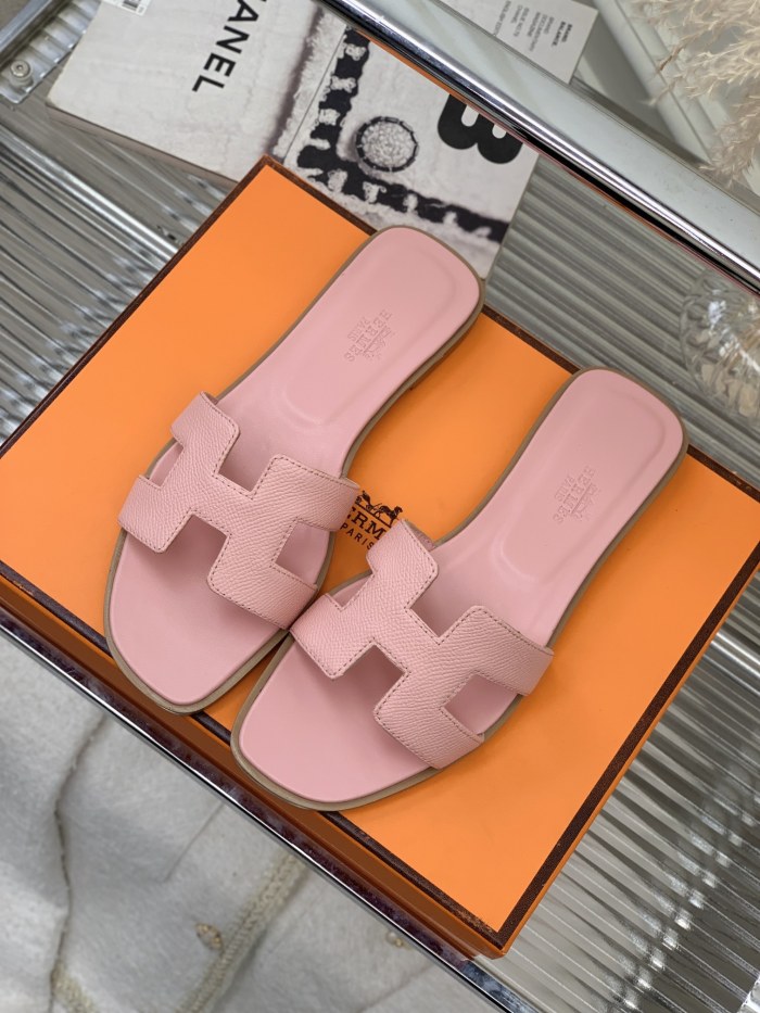 Hermes shoes 018 XM082 02