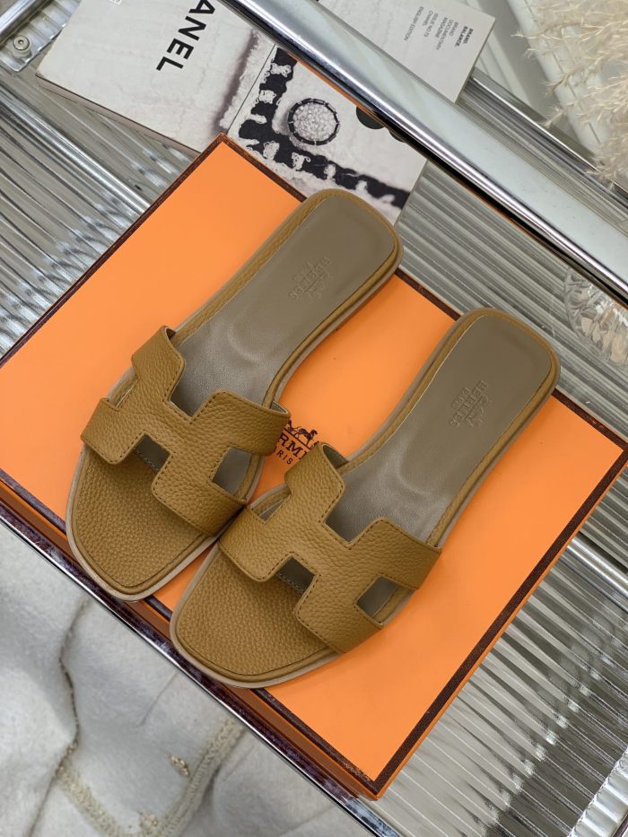 Hermes shoes 018 XM082 01