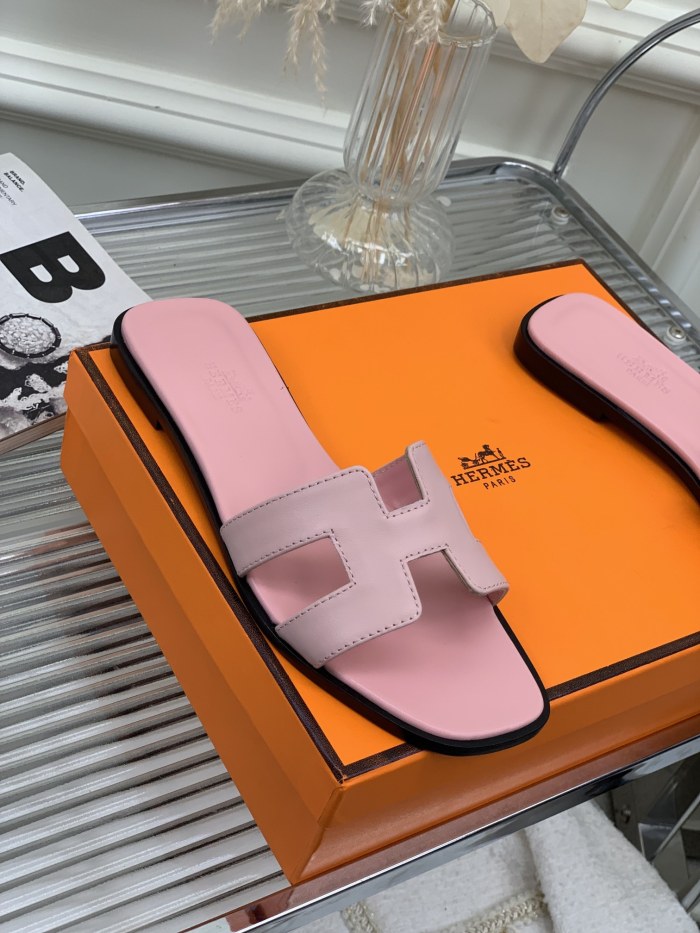 Hermes shoes 018 XM082 02