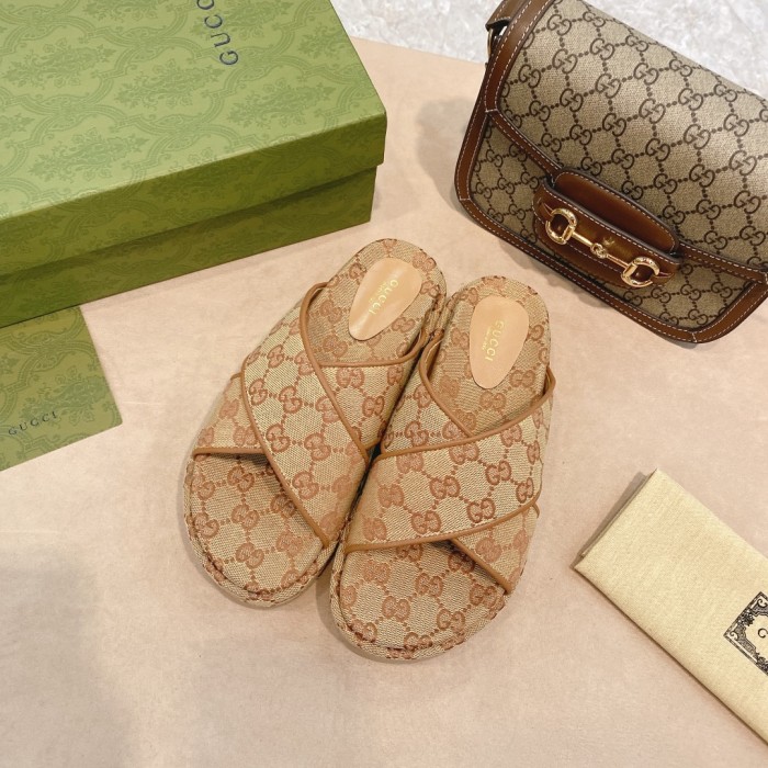 Gucci shoes 025 XM012