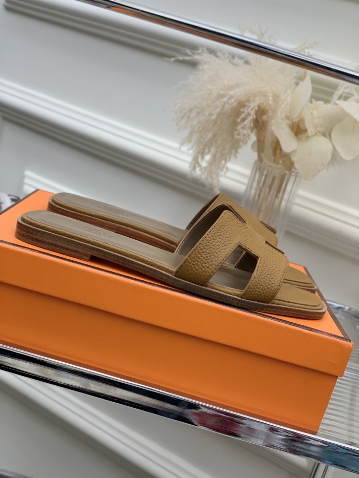 Hermes shoes 018 XM082 01