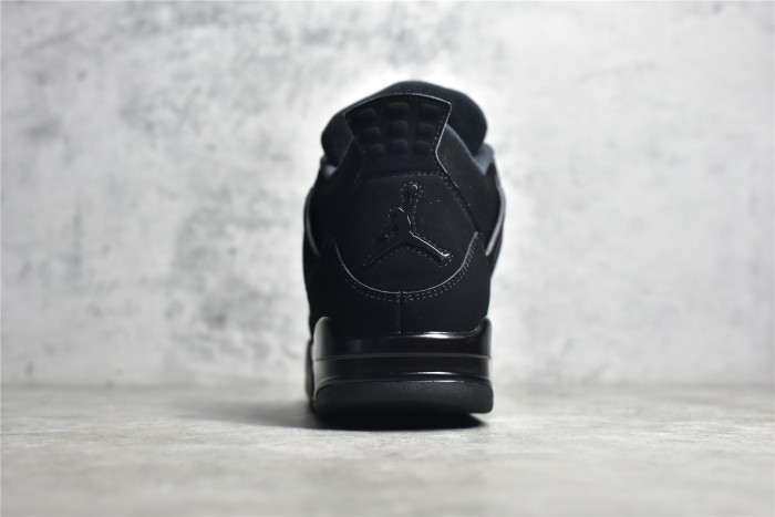 Air Jordan 4 Retro“Black Cat” CU1110-010