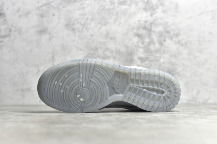 NK Dunk Low Ice DO2326-001