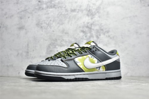 HUF×NK SB Dunk Low Friends and Family FD8775-002