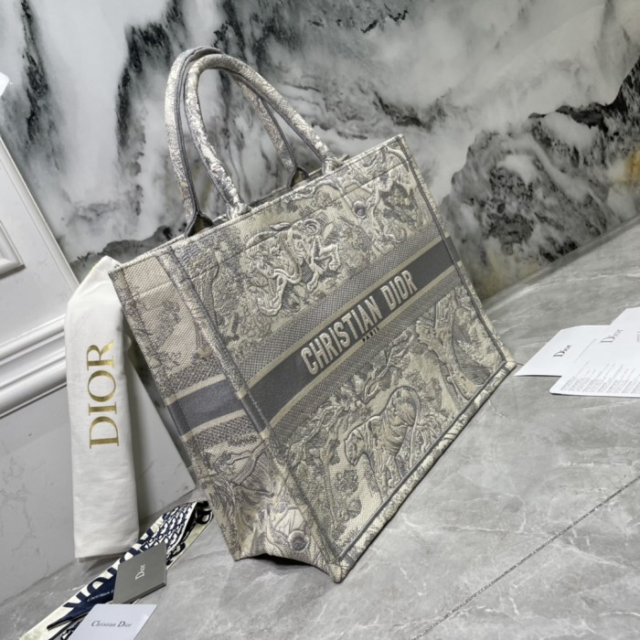 High quality Dior9898XB042  41.5CM