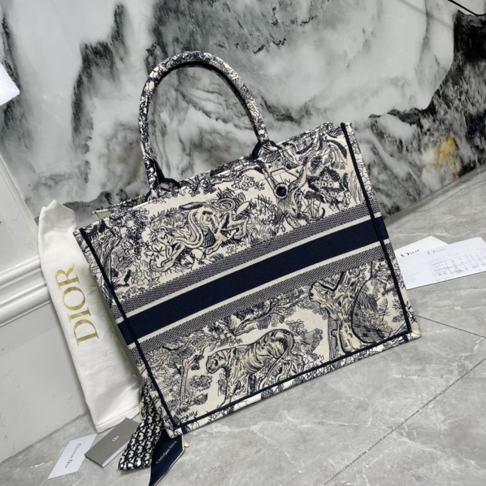 High quality Dior9898XB042  41.5CM