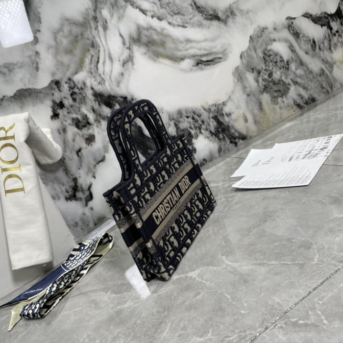 High quality Dior9898XB041 23CM