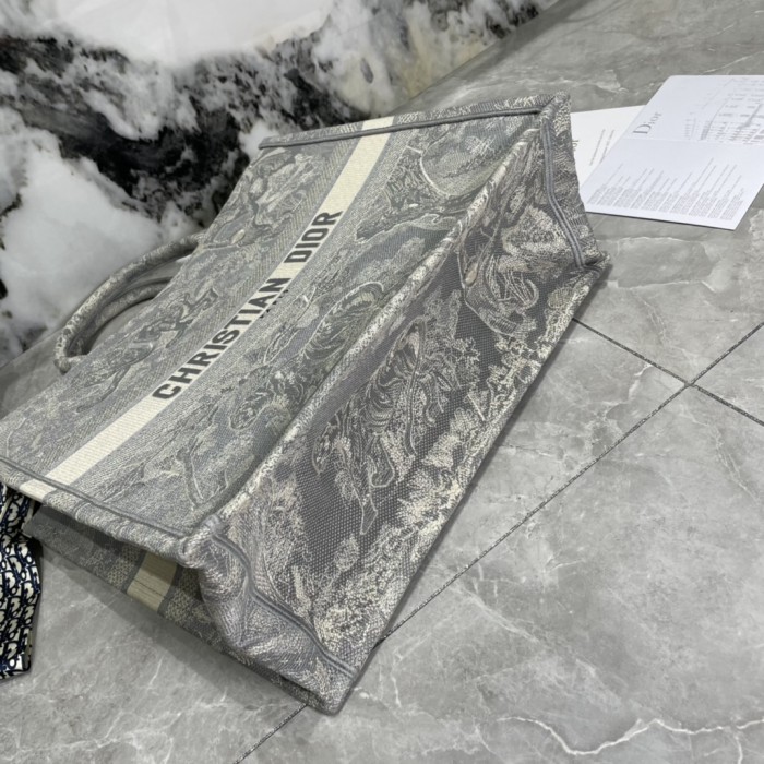 High quality Dior9898XB042  41.5CM