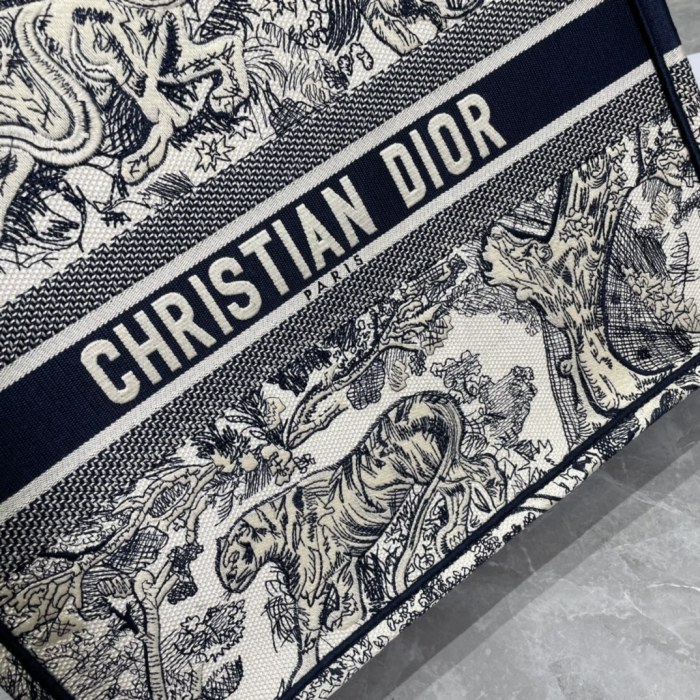 High quality Dior9898XB042  41.5CM