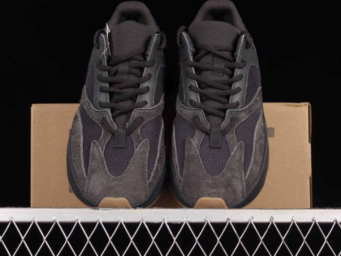 Yeezy Boost 700 Utility Black FV5304