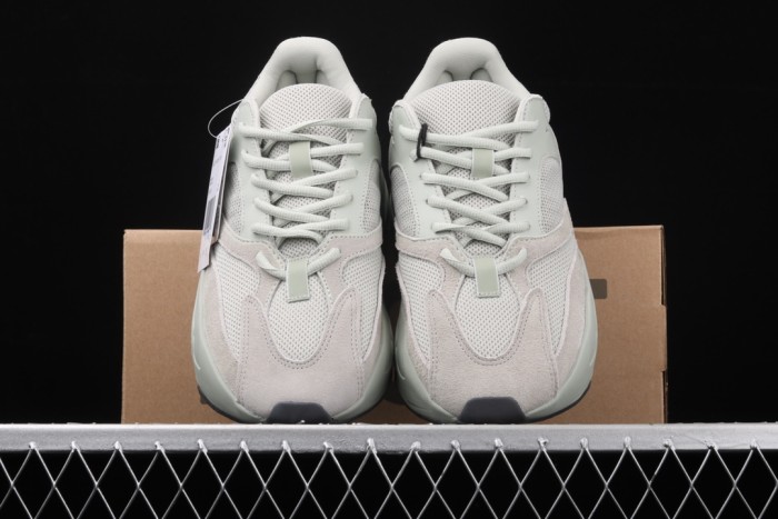 Yeezy Boost 700“Salt”EG7487