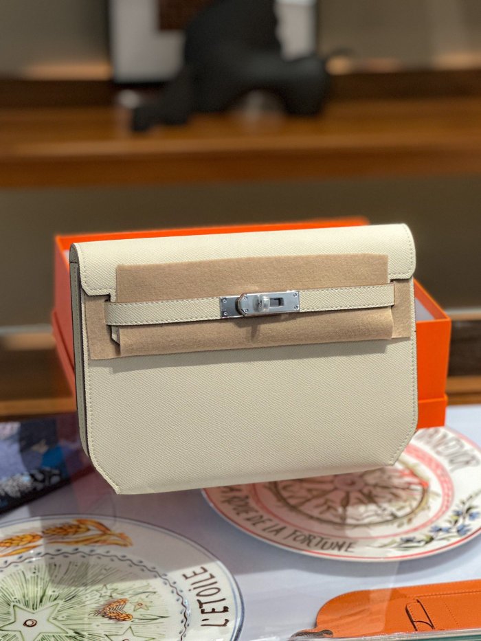 Hermes Kelly Depeches XYZ022 25cm