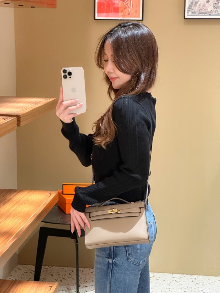 Hermes Kelly 1 Mini XYZ002 22cm 02