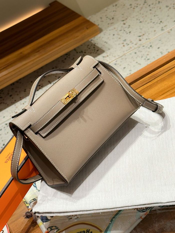Hermes Kelly 1 Mini XYZ002 22cm 02