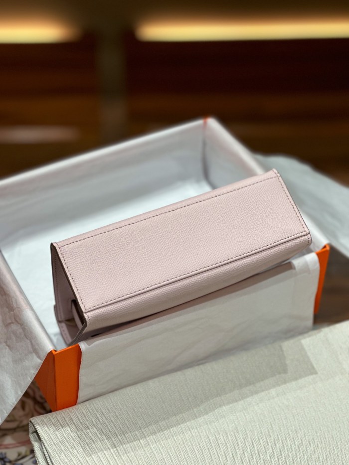 Hermes Kelly 1 Mini XYZ002 22cm 01