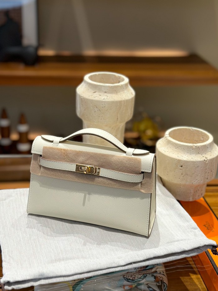 Hermes Kelly 1 Mini XYZ002 22cm 01