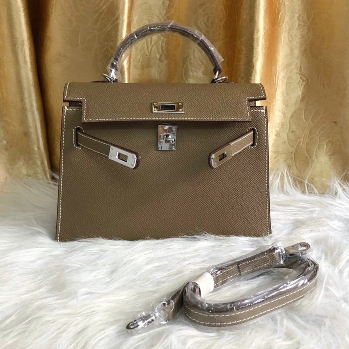 Hermes Kelly 2 XYZ071 22cm