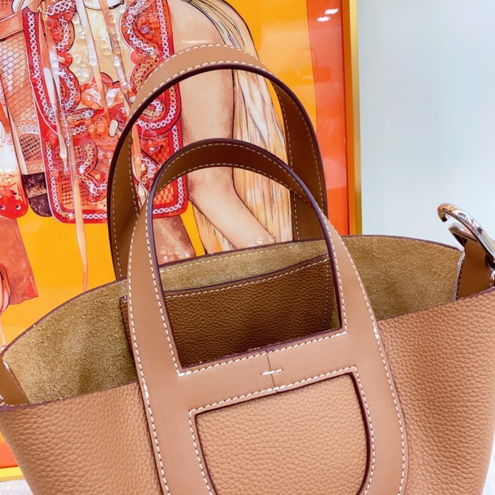 Hermes INTHELOOP XYZ012 18cm