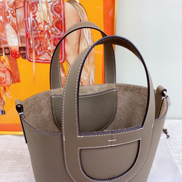 Hermes INTHELOOP XYZ012 18cm