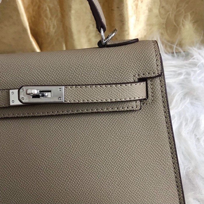 Hermes Kelly 2 XYZ071 22cm