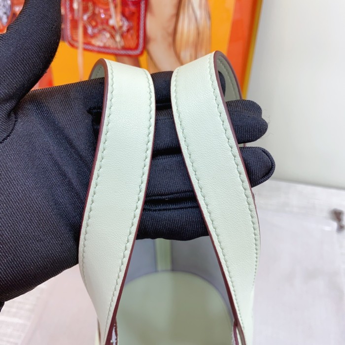Hermes INTHELOOP XYZ012 18cm