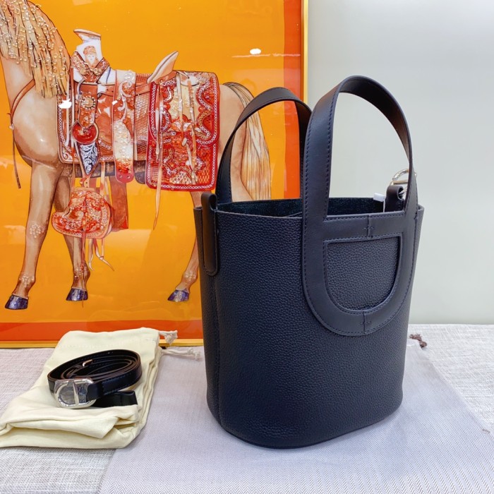 Hermes INTHELOOP XYZ012 18cm