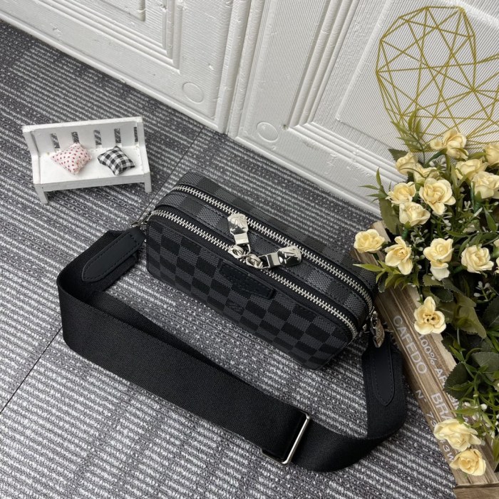 LV60418CS041 18.5*11*6.5 CM