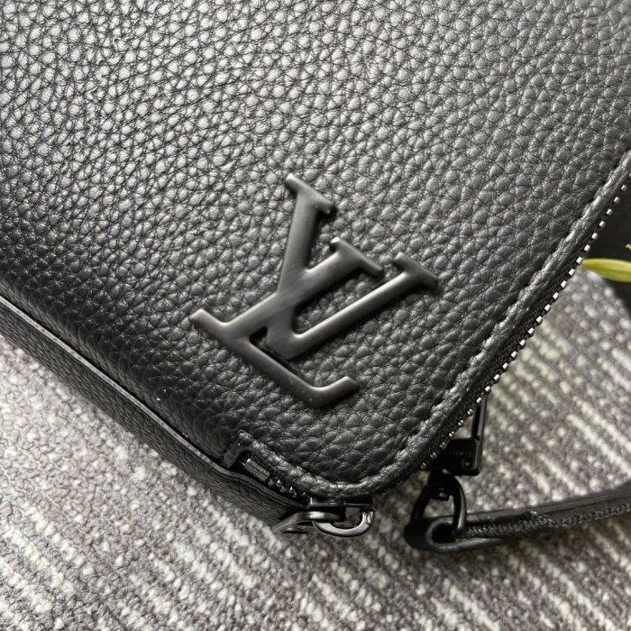 LV60418CS041 18.5*11*6.5 CM