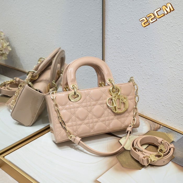 Small Lady D-Joy bag apricot patent leather CD0541 XB091 22cm