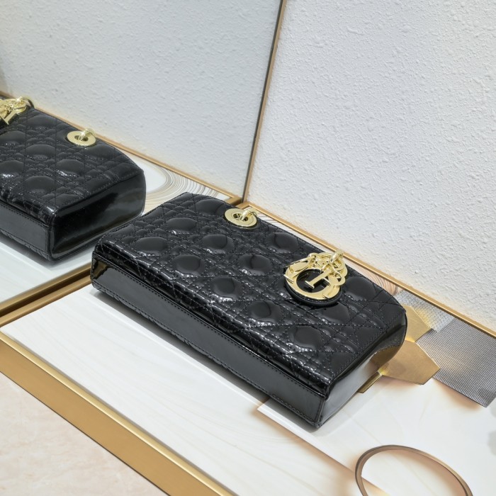 Medium Lady D-Joy bag black patent leather CD0540 XB002 26cm
