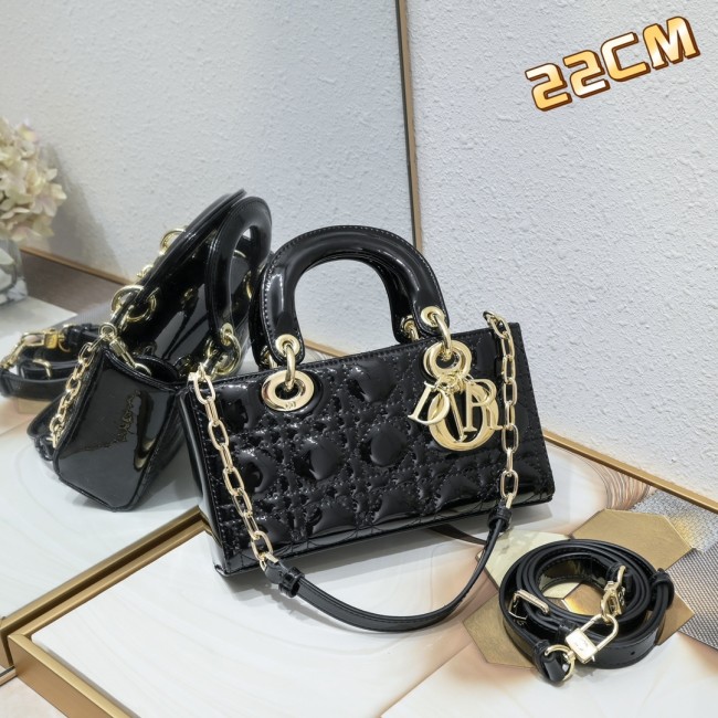 Small Lady D-Joy bag black patent leather CD0541 XB091 22cm