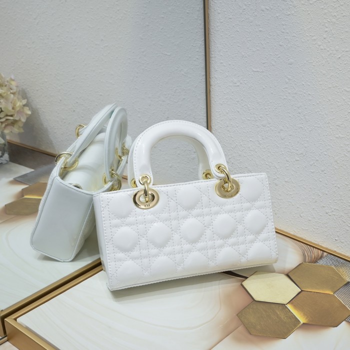 Small Lady D-Joy bag white patent leather CD0541 XB091 22cm