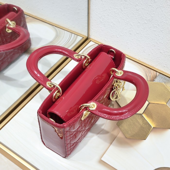 Small Lady D-Joy bag red patent leather CD0541 XB091 22cm