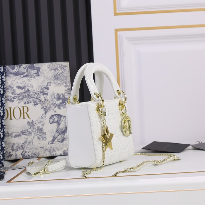 Mini Lady Dior Bag White patent leather CD2025 XB071 17cm