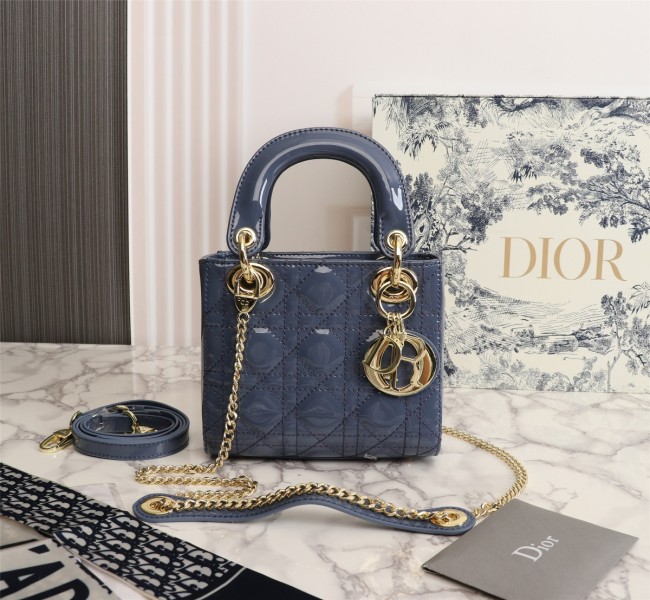 Mini Lady Dior Bag Blue patent leather CD2025 XB071 17cm