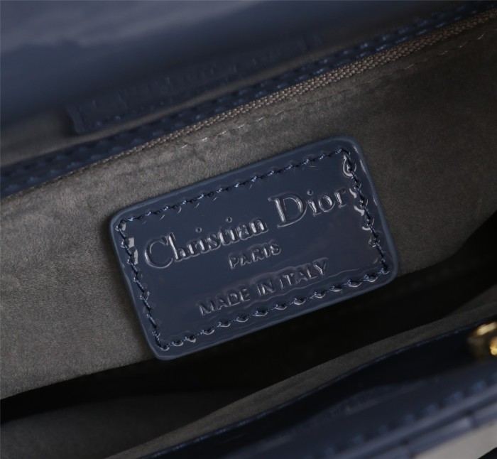 Mini Lady Dior Bag Blue patent leather CD2025 XB071 17cm