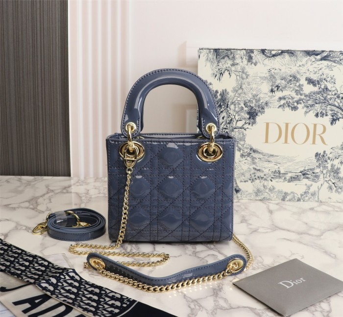 Mini Lady Dior Bag Blue patent leather CD2025 XB071 17cm