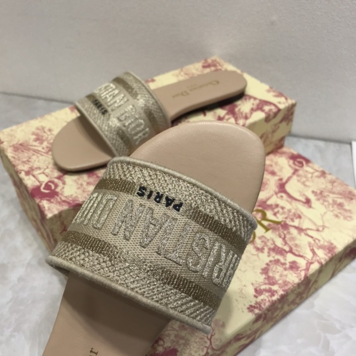 Dior shoes 033 XM091