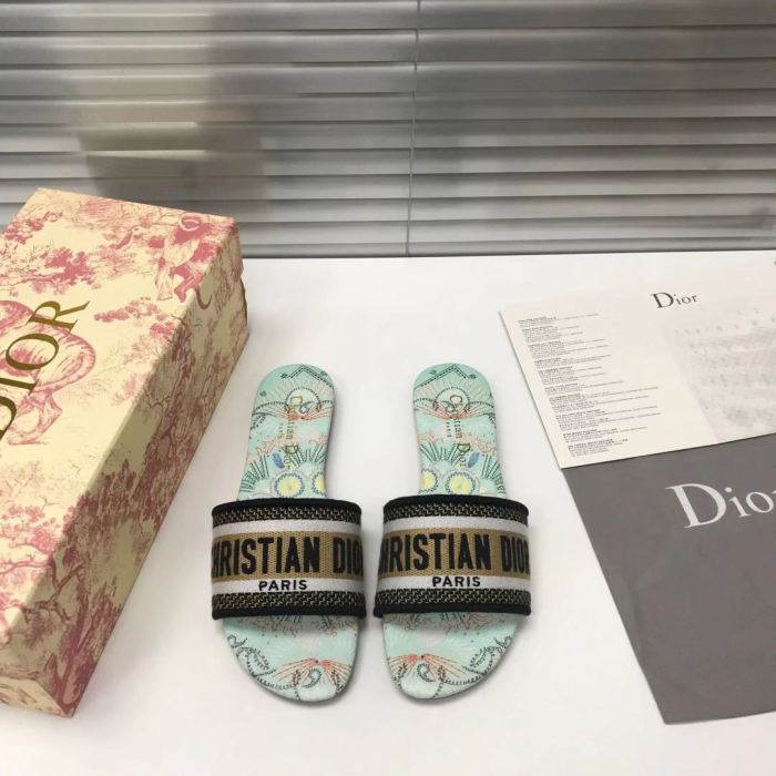 Dior shoes 032 XM091