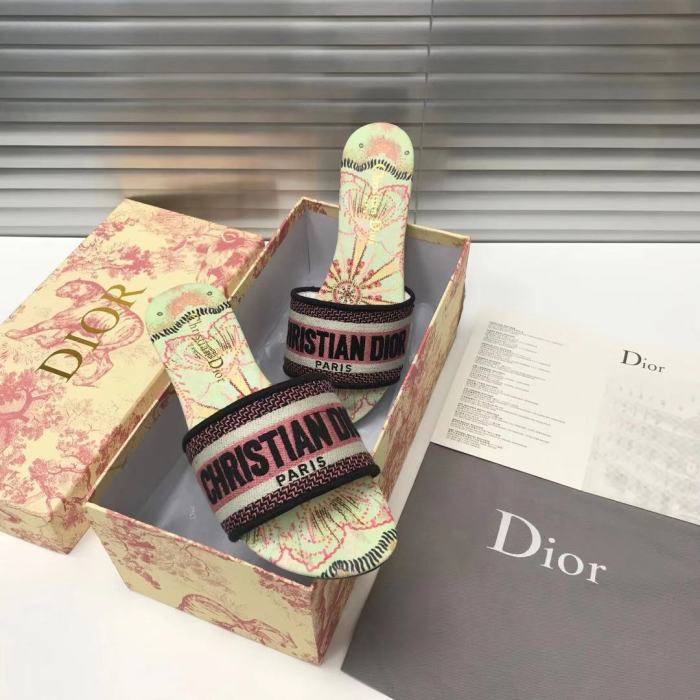 Dior shoes 032 XM091