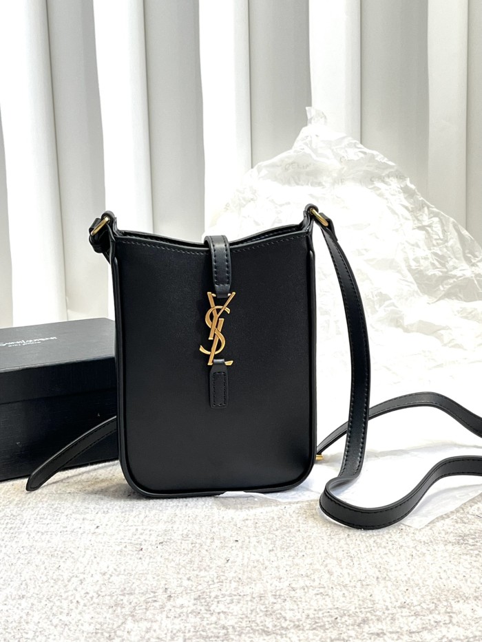 LE 5 À 7 Mini Hobo Bag Black 735214 LM021 13cm