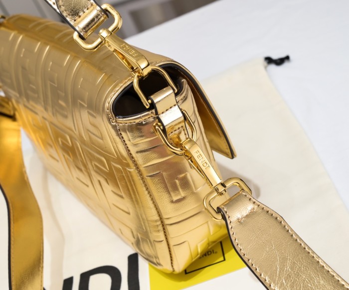 Baguette Bag Gold 3314 LM071 26cm